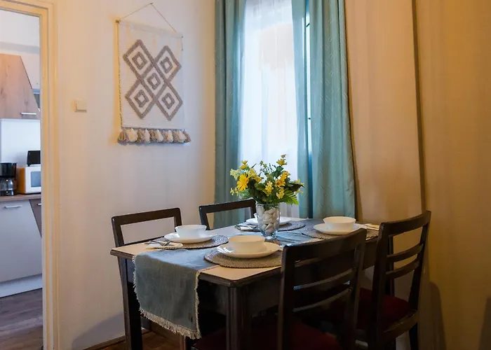 Opia - Old Town Apartamento *