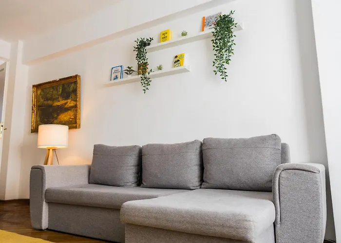 Opia - Old Town Bucareste