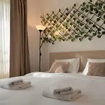Opia - Old Town Apartment *
