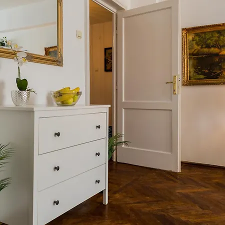 Opia - Old Town Bucarest