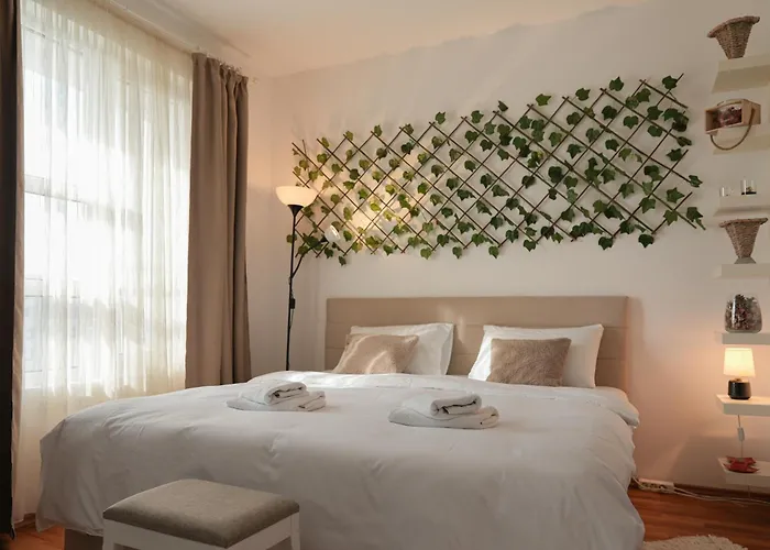 Apartment Opia - Old Town *